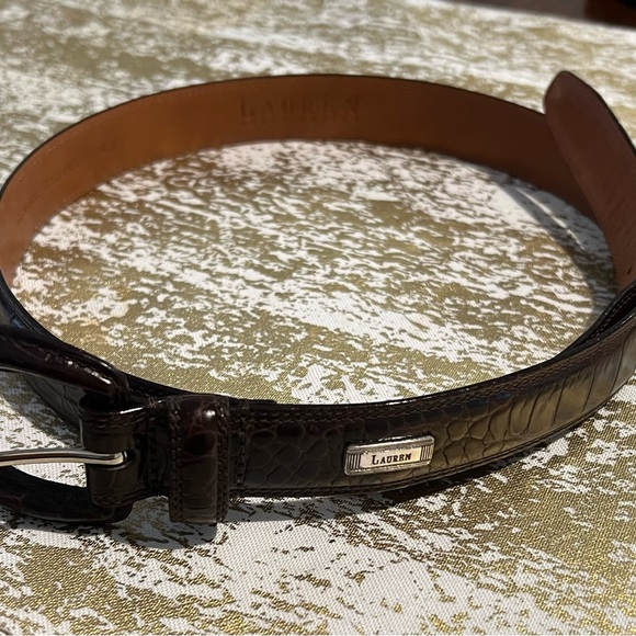 LAUREN RALPH LAUREN WOMENS GENUINE ITALIAN LEATHER BELT SIZE SMALL BROWN - Picture 2 of 13